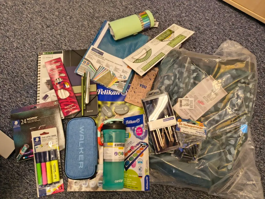 Gemeinsam haben wir es geschafft: Ein guter Schulstart ist gesichert. Danke an alle Unterstützer! 2 Guter Schulstart1